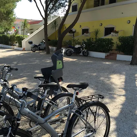 Aparthotel Argeste Club Vacanze